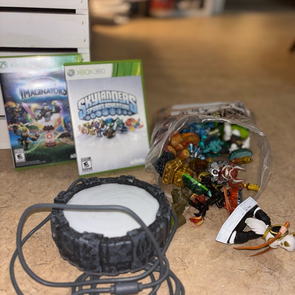 Skylanders Game Bundle with Portal and Figures